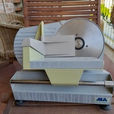 affettatrice elettrica