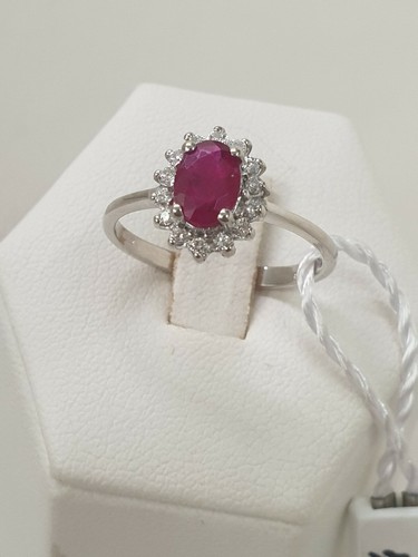 Anello punto luce oro bianco