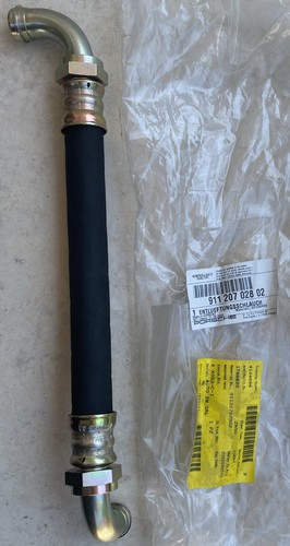 Tubo olio flessibile sfiato