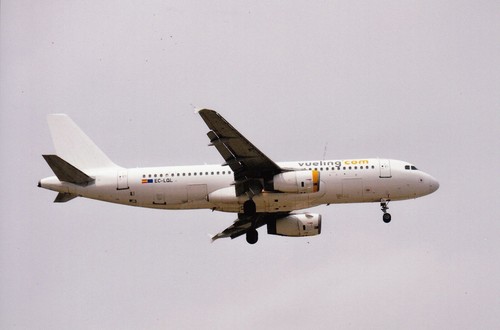 32313 foto airbus a320 - airbus,
