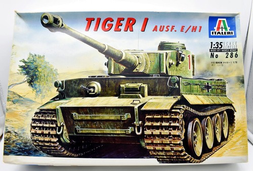 Modellino model kit montaggio