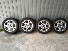 Cerchi in lega e gomme 15 ford