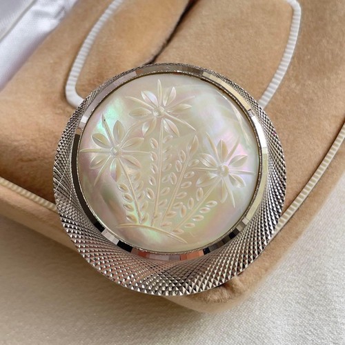 Spilla vintage perle bianche
