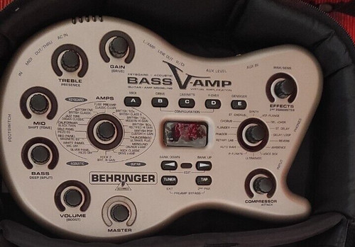 Behringer amp bass vamp - bass,