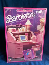 Mattel Barbie Sweet Roses Roll