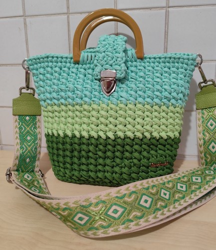 Borsa fatta mano realizzata - a,