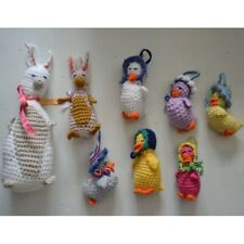 SET 2 CONIGLIETTI e 6 PAPERETTE  PASQUALI AD UNCINETTO