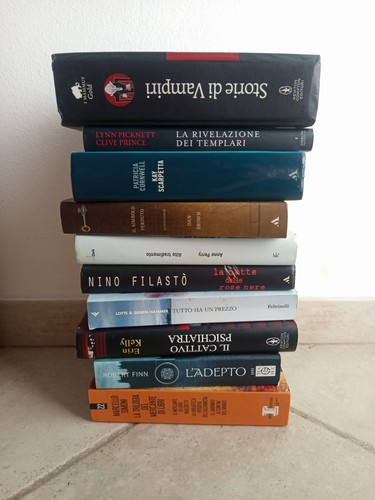 Lotto libri gialli thriller - lotto,