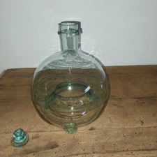 Bottiglia acchiappa mosche antico strumento in vetro soffiato verde chiaro