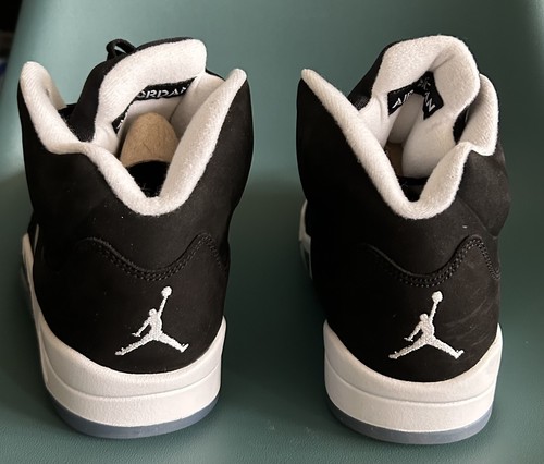 Nike air jordan retro - air,