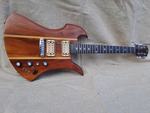 Vintage rich mockingbird - b.c.,