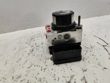 445400D100 abs per TOYOTA YARIS ACTIVE 2011 1575154