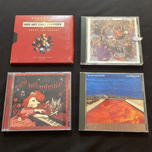 Red hot chili - red, lot