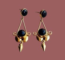 Incredibile orecchino a goccia