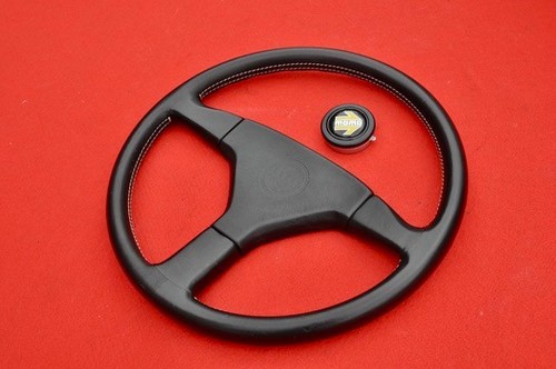 Volante pelle momo cobra - pelle,