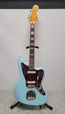 Squier Classic Vibe '70s Jaguar Limited Edition Chitarra elettrica Daphne Blue