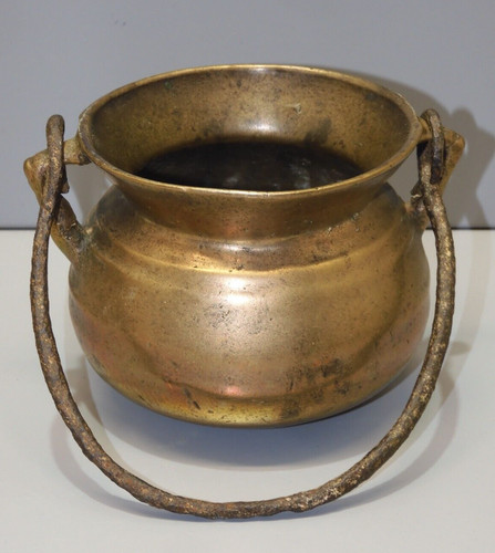 Joli petit chaudron - petit, haute