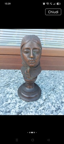 Antica statua donna con - statua,
