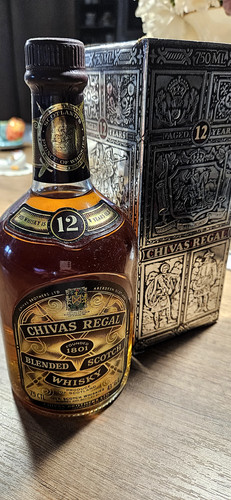 Bottiglia chivas regal - bottiglia, antica