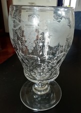 vaso decorativo o per fiori in