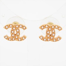Chanel coco mark - coco, piercing