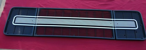 Mascherina griglia radiatore