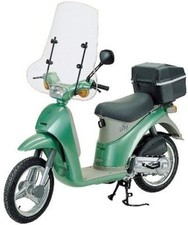 PARABREZZA FABBRI COMPLETO DI ATTACCHI PER PIAGGIO FREE 50 100 1998 1999 2000