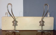 ATTACCAPANNI VINTAGE 2 GANCI CON PORTA CAPPELLO IN LEGNO E FERRO PRIMI '900 