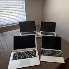Apple Lot of 4 MacBook