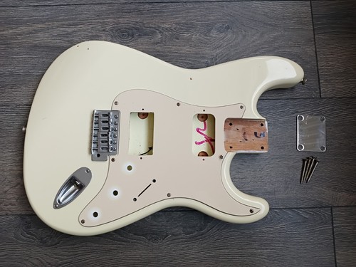 Aged white stratocaster strat - aged,