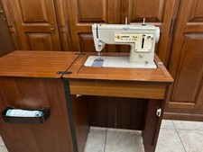 Macchina da cucire Singer  con