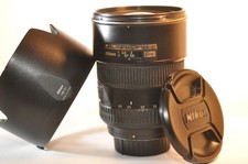 Nikon DX AF-S Nikkor 17-55 mm