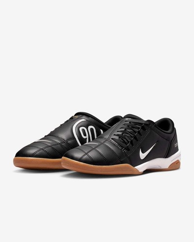 Io2387 001 nike total 3 - total,