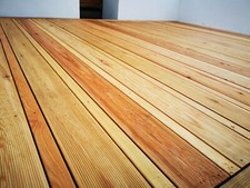 Decking in larice siberiano a
