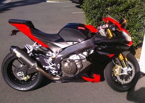 Aprilia rsv4 tuono - tuono, 2010