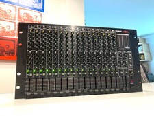 Roland M-16E 16-Channel Line Mixer