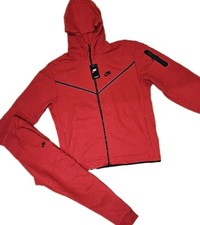 Nuova tuta Nike Tech Fleece