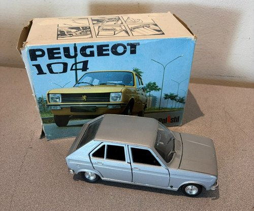 Modellino vintage peugeot 104 - peugeot,