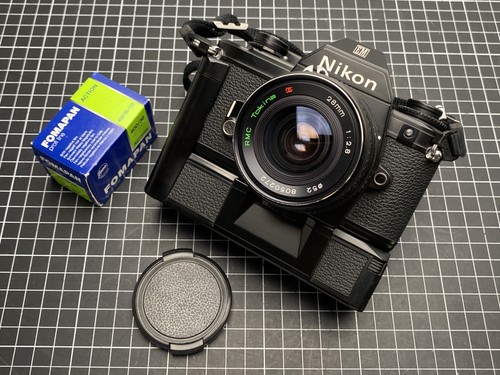 Nikon tokina 28mm - +,