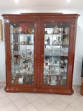 Tavolo E Sedie Piu Vetrina In