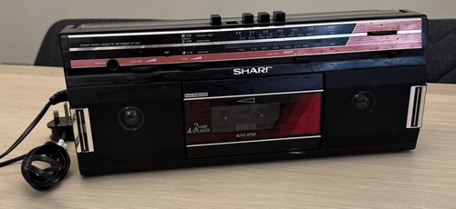 Radio cassette vintage sharp - radio, a