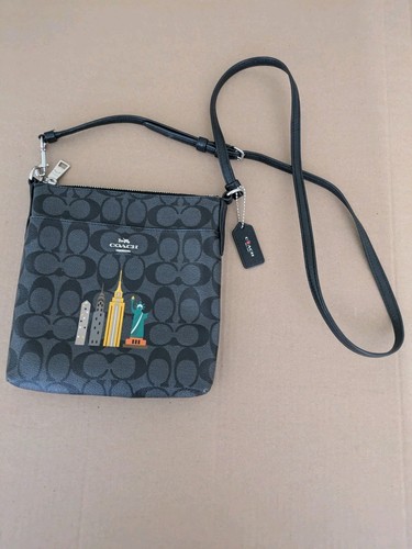 Coach stories skyline - stories,