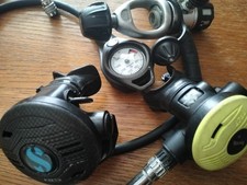 SCUBAPRO - MK2 int/staffa + 2° r190 e r290 + manometro Apeks.