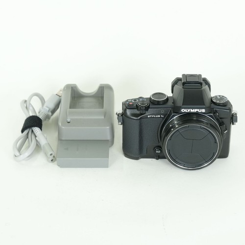 Fotocamera digitale compatta
