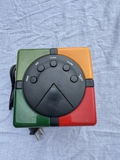 Sveglia radio d'epoca a cubo