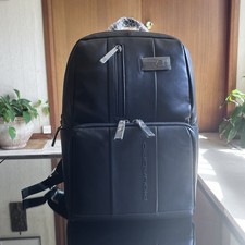 Zaino Piquadro in pelle nera