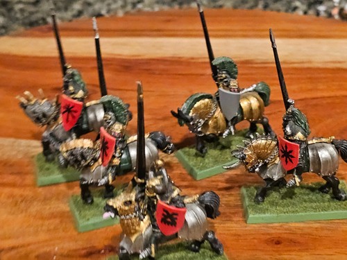 Warhammer fantasy aos - warhammer, schiavi