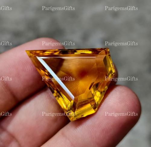 Pietra preziosa sciolta