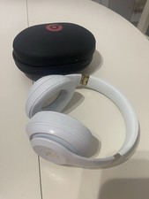 Beats by Dr. Dre White