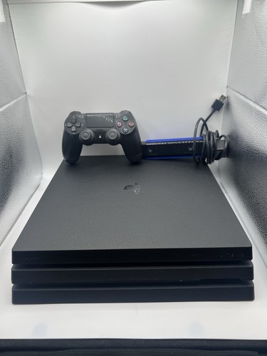 Sony playstation pro console - sony,